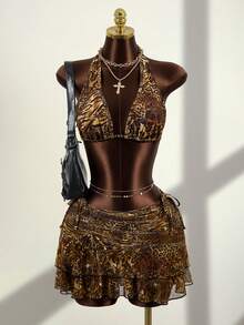 Zestiva 女士豹纹三角罩杯挂脖系带高衩褶皱网纱荷叶边下摆三件套吊带泳衣套装 - 彩色 - 查看 7