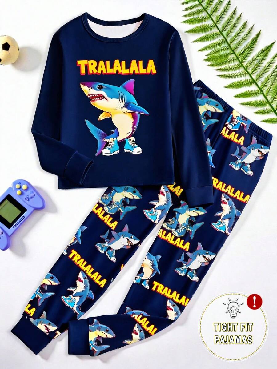 SHEIN GraphicGems 一套男童Tralalero Tralala可爱卡通鲨鱼印花修身睡衣套装，长袖上衣和裤子，时尚清爽，春秋季 - 灰色 - 查看 1