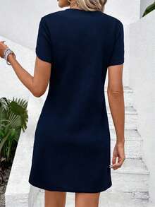 EMERY ROSE Đầm ngắn tay cổ chữ V màu trơn dành cho nữ, kiểu dáng thường ngày. - Màu xanh hải quân - Xem 2