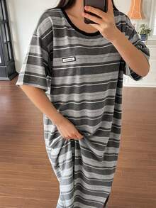 DAZY Striped Pattern Loose Short Sleeve T-Shirt & Long Dress Women Loungewear Set - Grey - View 4