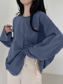 DAZY 女士宽松圆领字母印花T恤，百搭，适合春、夏、秋季穿着。