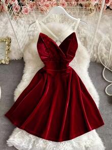 Franclia Premium Sexy V-Neck Pearl Strap Bodycon A-Line Dress, Slimming - Red - View 4