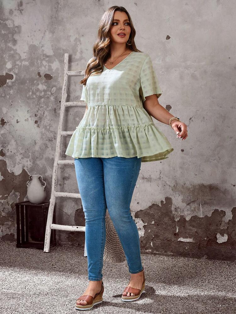 Blusa de mujer talla grande de color verde menta con cuello en V, textura, abertura lateral, costuras fruncidas, para vacaciones, primavera, verano, playa, vacaciones de primavera, parte superior verde pastel