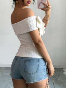 Selianne Women's Solid Color Bow Decor Asymmetric Shoulder T-Shirt - Black - View 2