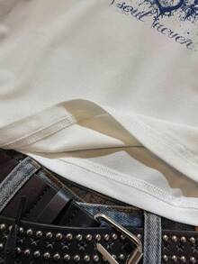 SHEIN EZwear Autumn New Oversized Scoop Neck Oblique Shoulder Ruffle Hem Printed Long Sleeve Sexy Asymmetric-Shoulder Pullover T-Shirt, Butterfly Print Pattern Long Sleeve Graphic Tshirt Women Long Sleeve Top Butterfly Graphic Tee Graphic Long Sleeve T-Shirt Vintage Graphic Long Sleeve - Multicolor - View 6