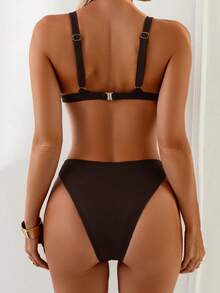 Swim Chiccia Bộ bikini 2 mảnh thanh lịch, gợi cảm, thích hợp cho kỳ nghỉ hè, đi biển, dành cho nữ, được ưa chuộng toàn cầu. Bộ bikini màu nâu trơn, chất liệu vải gân, có khóa kim loại phía trước. - màu nâu - Xem 2