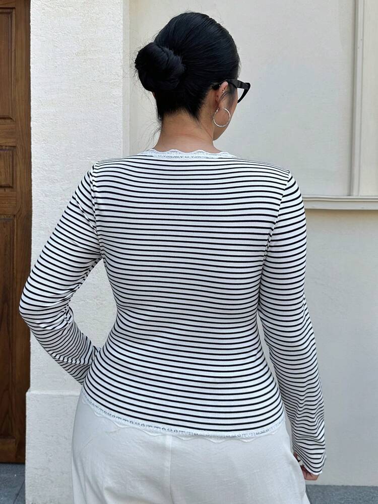 Dazy Plus Plus Size Casual Striped Lace Trim T-Shirt, Spring/Autumn