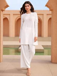 Graceveil Camiseta larga de mujer con cuello redondo, flor 3D de cuentas, estilo suelto y rejuvenecedor, con abertura lateral versátil y textura - Blanco - Ver 6