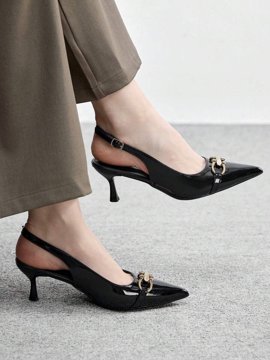 CUCCOO BIZCHIC 女士尖头黑色哑光极简金属扣通勤、日常、约会细高跟鞋 - 黑色 - 查看 1