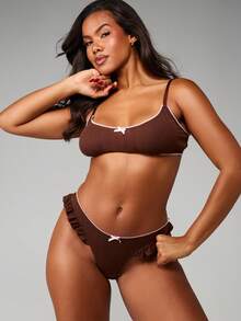 MISSGUIDED 罗纹镂空文胸和丁字裤内衣套装，饰有撞色滚边细节 - 棕色 - 查看 1