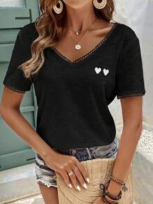 SHEIN Frenchy Heart Embroidery Contrast Lace Trim V Neck Tee,Summer Top - Black - View 5