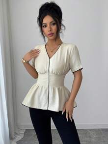 Elenzga 女士V领短袖荷叶边修身衬衫 - 杏色 - 查看 5
