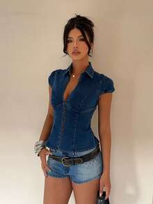 Aloruh Áo sơ mi denim nữ màu trơn cổ bẻ ôm sát, thời trang hè, xuân hè, lễ hội, đi làm, nghỉ mát, tốt nghiệp, phong cách Y2K, dễ thương, thời trang đường phố, dự tiệc, đám cưới, thanh lịch, công sở, thường ngày, áo sơ mi denim nữ sành điệu, cổ chữ V sâu, tay phồng, áo mùa hè thường ngày. - Màu xanh lam - Xem 6