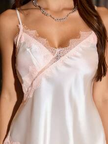 SHEIN 两件套女士性感V领吊带背心和裤子，撞色蕾丝缎面睡衣套装，四季皆宜，白色 - 白色 - 查看 8