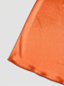 GlowEve 新款缎面光泽蝴蝶结腰部不对称下摆女式连衣裙 - 橘色 - 查看 6