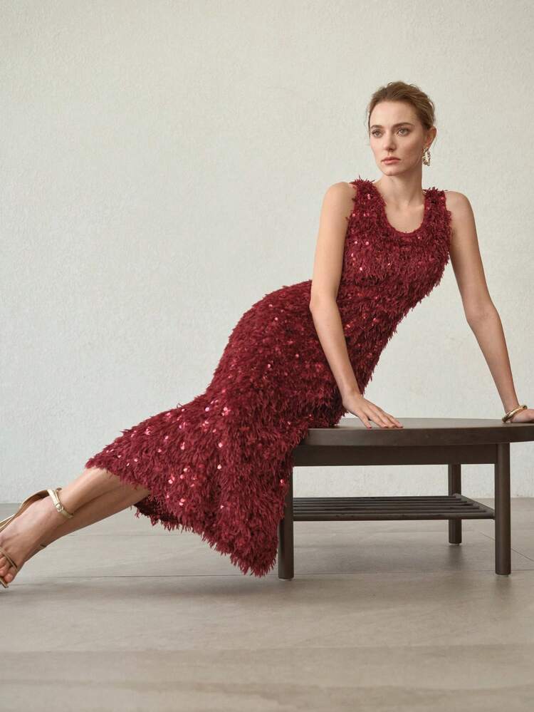 SEQUIN & FUZZY SLEEVELESS LONG DRESS