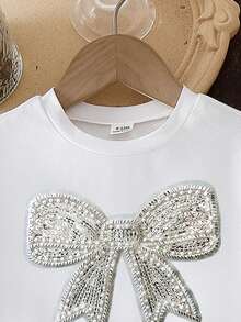SHEIN Playful Pals 女嬰夏季白色套裝 可愛生日T恤 亮片蝴蝶結印花 & 淺灰色休閒短褲 寬鬆舒適 2件組 清新甜美套裝 - 白色 - 查看 6
