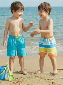 SHEIN Bộ 2 món đồ bơi nam trẻ em kẻ sọc, lưng thun, kiểu dáng thường ngày. - Nhiều màu - Xem 6