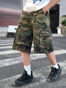 SHEIN Little Byeori 青少年男孩時尚返校街頭風休閒混搭百搭設計復古Y2K舒適迷彩圖案設計多口袋深綠色寬鬆牛仔短褲兒童男孩柔軟日常穿著夏季電音節與海灘 - 軍綠色 - 查看 9