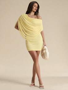 SHEIN BAE 1 chiếc đầm mini nữ màu vàng/kem trơn, kiểu dáng trễ vai, xếp ly, ôm sát, thanh lịch, đầm xếp nếp. - Vàng nhạt - Xem 1