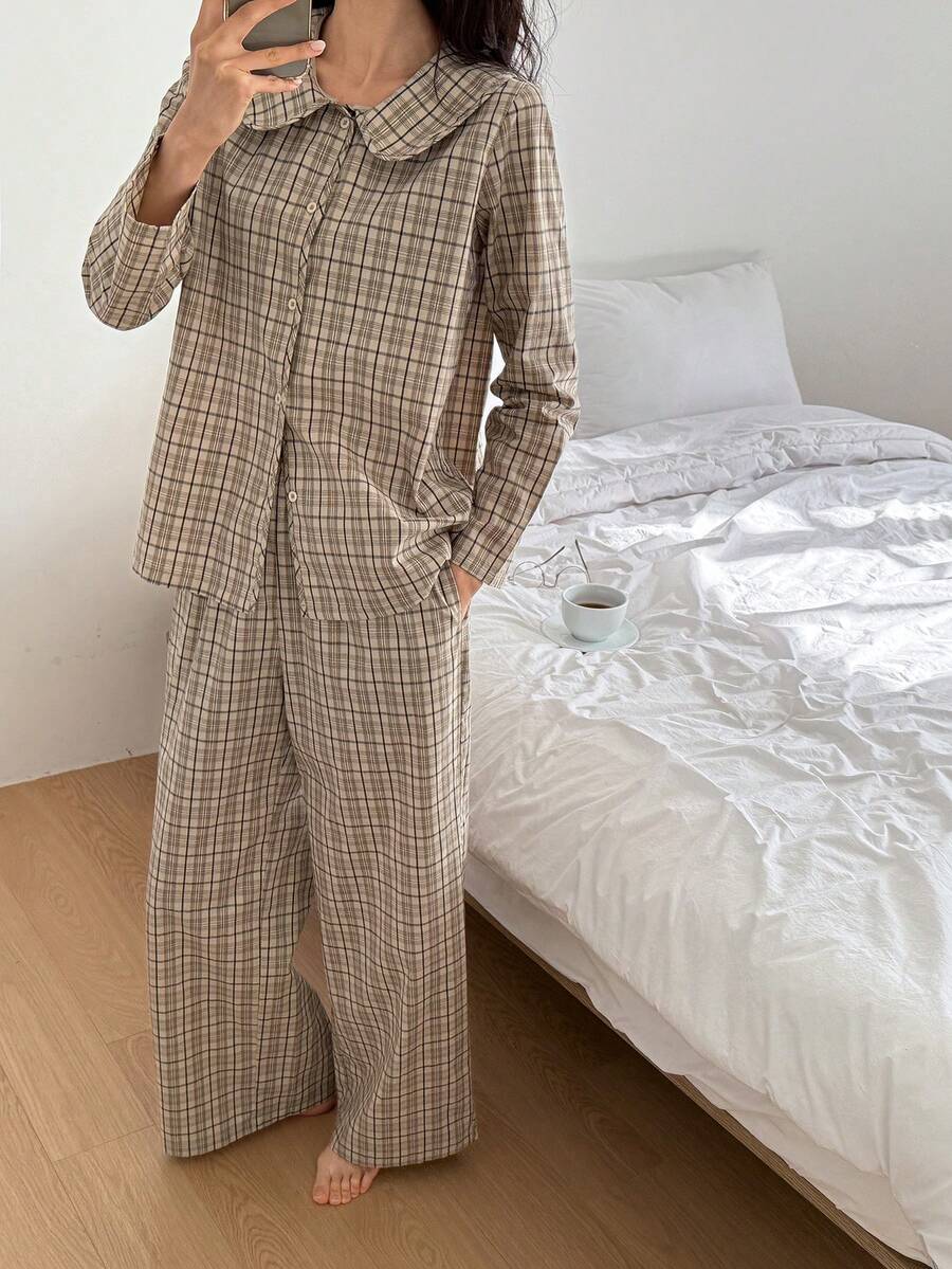 DAZY 可爱格子领女士睡衣套装 - 卡其色 - 查看 1