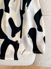 GlowEve Women's Casual Daily Printed Mini Skirt