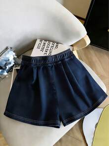 Quần short nữ kiểu dáng thường ngày với họa tiết trái cây. - Nhiều màu - Xem 2