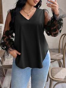 SHEIN Elenzya Plus Size Women Solid Color Sheer Mesh Floral Ruffle Trim V-Neck Curved Hem Loose Casual Comfortable Top - Black - View 3