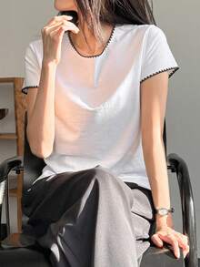 DAZY Women's Slim Fit T-Shirt With Vintage Coin Trace Decor, Summer New Arrival - White - View 11