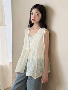 Dazy Kids 少女花卉刺绣前系带无袖宽松上衣 - 杏色 - 查看 3