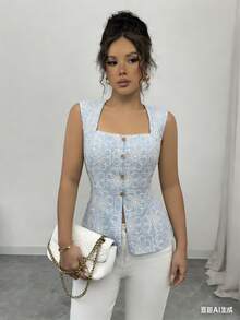 Rafferiza 清新甜美浅蓝色无袖上衣 - 方领花卉刺绣纽扣点缀，春夏优雅短款背心，复古优雅浅蓝色方领上衣 - 花卉图案无袖纽扣点缀，春夏时尚短款背心，甜美百搭浅蓝色无袖背心 - 方领花卉刺绣纽扣点缀，春夏精致露脐上衣 - 藍色 - 查看 6