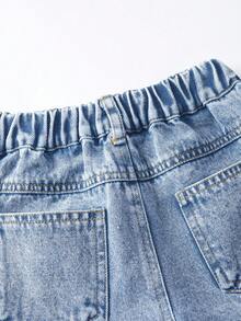 Bộ đồ thời trang trẻ em gái gồm áo yếm và quần jean đính đá, chất liệu nhẹ, mới về mùa hè, màu xanh denim trung bình, kiểu dáng dễ thương, ngọt ngào, phù hợp cho kỳ nghỉ hè. Áo yếm cài nút bấm + quần jean ống rộng cạp chun co giãn đơn giản với túi giả, chất liệu vải denim cotton mềm mại, thoải mái, thích hợp mặc hàng ngày, dự tiệc, đi học, đi làm, bộ sưu tập xuân/hè mới. - Rửa trung bình - Xem 5