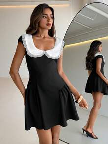 Aloruh 女士黑色优雅性感极简时尚网红浪漫蕾丝花瓣袖A字迷你连衣裙，春夏款 - 黑色 - 查看 5