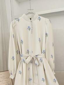 Modelyn 女士碎花系带连衣裙，立领长袖 - 白色 - 查看 8