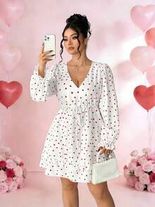 Elenzga Đầm dài tay cổ chữ V in hình trái tim, eo thắt dây, gấu đầm xếp ly thanh lịch dành cho nữ cỡ lớn. - trắng - Xem 3