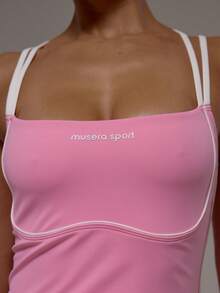 Musera Sport Đầm tennis năng động với đường may màu trắng tương phản, lưng chéo, thích hợp cho tập luyện thể thao, tập gym, pilates, thể dục, hàng ngày, nữ tính, thường ngày, nóng bỏng. - Hồng - Xem 6