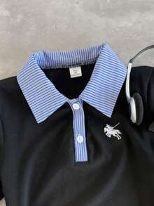 少女黑白休闲个性撞色领罗纹针织纽扣修身连衣裙，夏季连衣裙，饰有精致复古赛马刺绣 - 黑色 - 查看 4