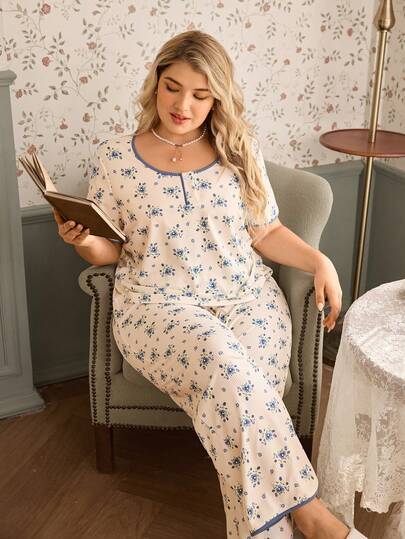 SHEIN Plus Size Ditsy Floral V-Neck Button-Up Short Sleeve Pajama Set