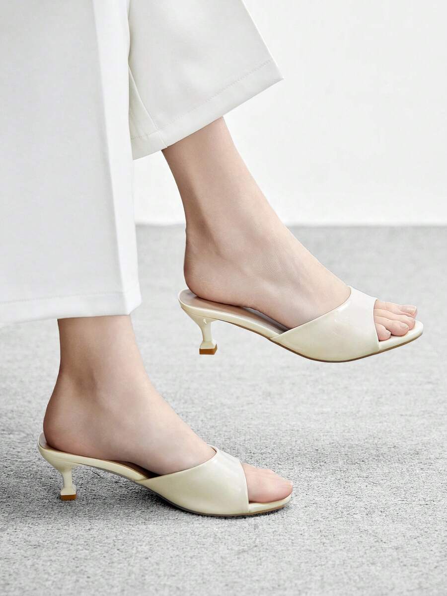 CUCCOO BIZCHIC Giày sandal đế thấp màu vàng ánh kim bằng da PU, thoải mái cho đi làm, hẹn hò, dự tiệc, mua sắm và nhiều dịp khác, thích hợp cho mùa xuân và Giáng sinh. - Màu trắng - Xem 1