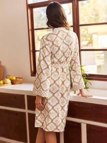 Bohemian Boho Style Romantic Pop Floral Contrast Print Long Sleeve Loose Women Robe - Green - View 2