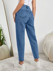 EURMUSE HIGH RISE MOM FIT LIGHT BLUE JEAN PETITE - Medium Wash - View 2