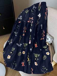 GlowEve New Floral Design Chic French Style Women Skirt - Navy Blue - View 3