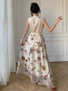 Bộ đồ 2 món thanh lịch dành cho nữ: Áo sơ mi cổ nơ buộc dây màu mơ và chân váy organza in họa tiết. - Màu be - Xem 2