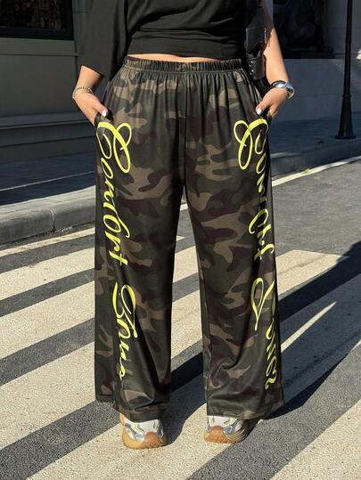 SHEIN EZwear Plus Size Women Elastic Waist Letter Camouflage Print Wide Leg Pants