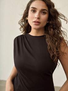 MOTF PREMIUM PLUS SIZE SLEEVELESS RUCHED TANK TOP - Black - View 5