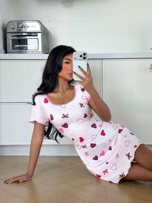 Women's Casual Heart Print Short Sleeve Nightgown, Summer - Pink - View 5