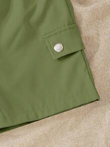 SHEIN Genkimix Kids 两件套男童圆领短袖口袋T恤和短裤休闲套装 - 軍綠色 - 查看 7