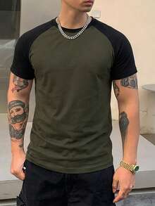 RueChic Uomo Maglietta color block manica raglan - Verde militare - Visualizzare 3