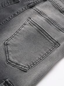SHEIN Teen Boy Fashion Homecoming Streetwear Mix And Match Versatile Design Y2k Vintage Cool Street Comfortable Pocket Design And Gradient Street Fashion Design Tight Denim Shorts For Teen Boy Clothes Teen Boy Dailywear And Teen Boy Spring To Summer Rave Outfits Festival And Outfits Streetwear Clothes Homecoming - Grey - View 4