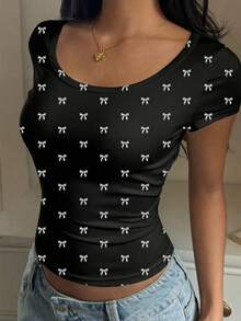 SHEIN EZwear 休闲简约圆领插肩袖黑色修身女式T恤，适合夏季穿着，饰有蝴蝶印花图案 - 彩色 - 查看 3